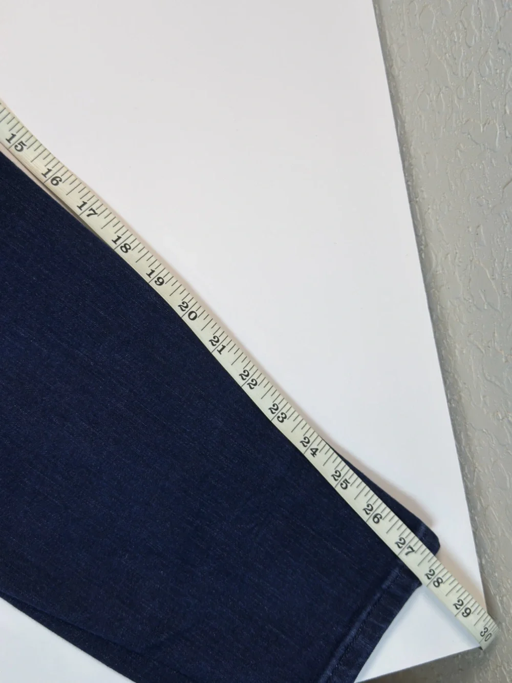 Universal Thread Mid Rise Jegging Women’s Size 14 Dark Wash Stretch Skinny Jeans